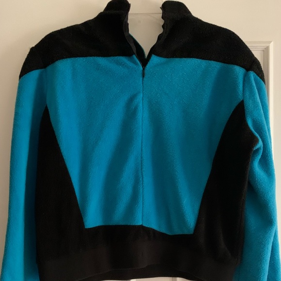 Star Trek Next Generation science officer - Picture 2 of 3